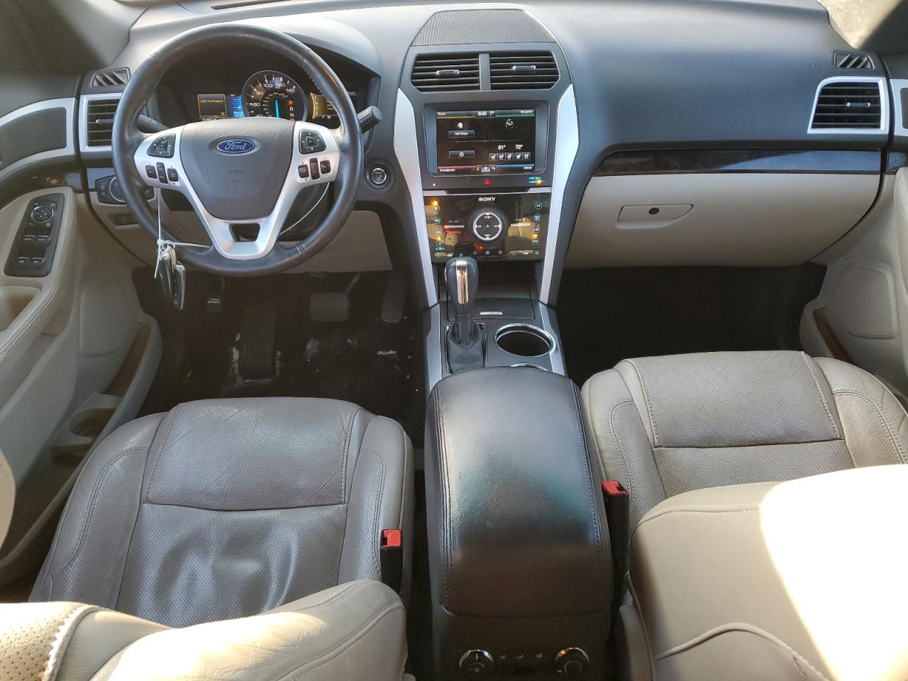 2013 Ford Explorer - Image 8