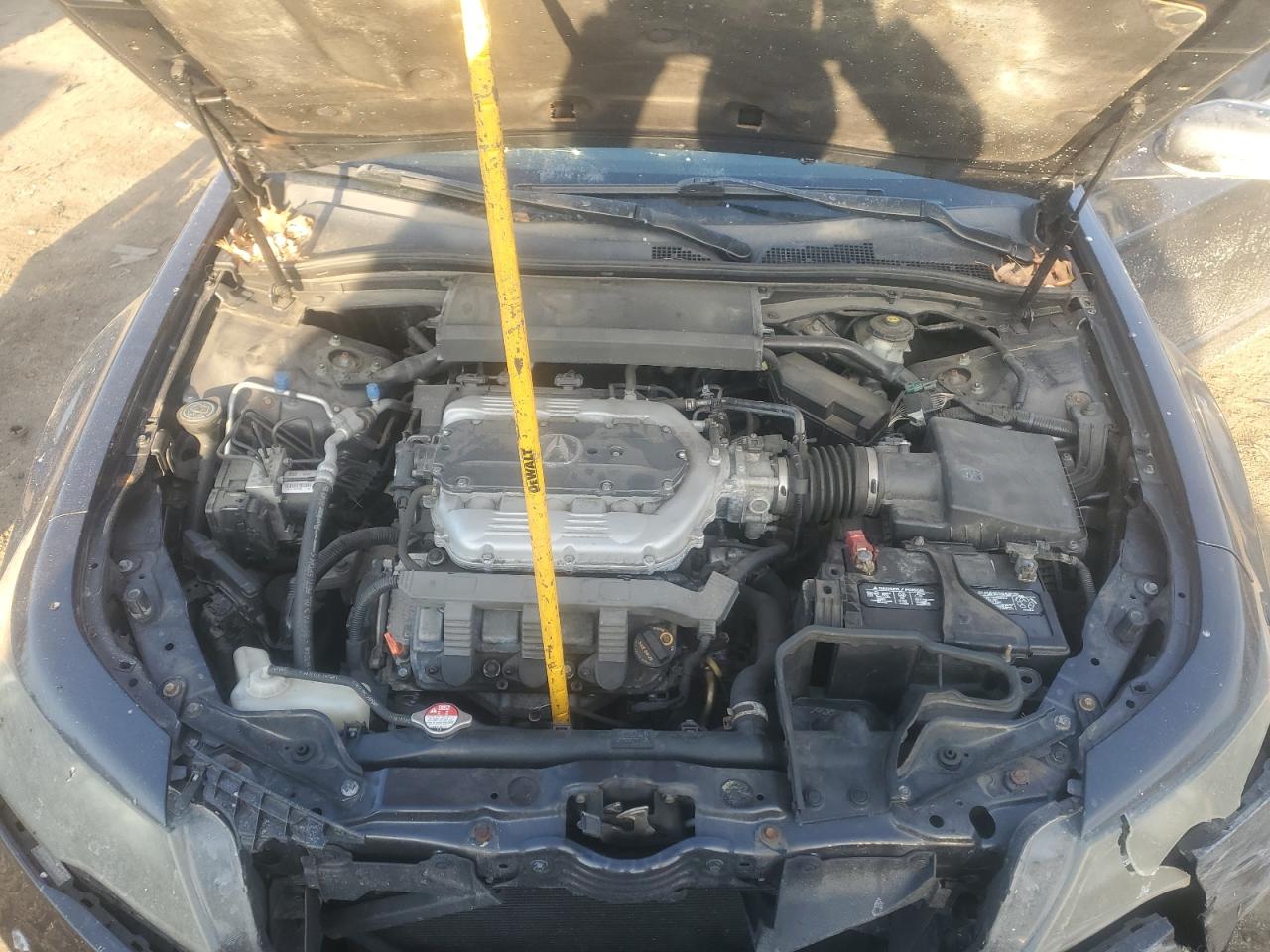 2012 Acura TL - Image 11