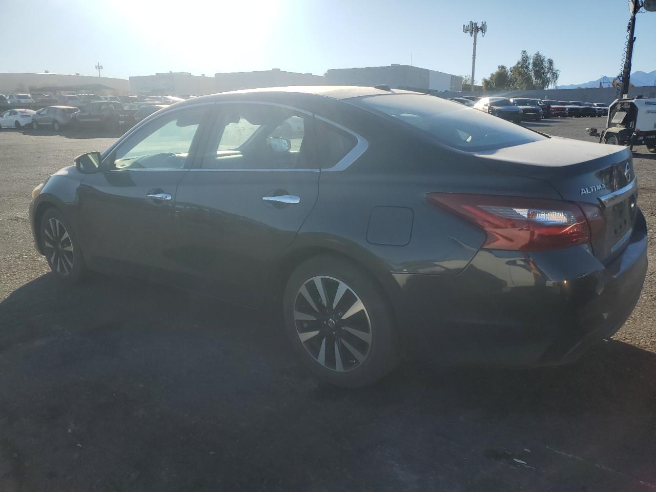 VIN 1N4AL3AP6JC240913 2018 NISSAN ALTIMA no.2