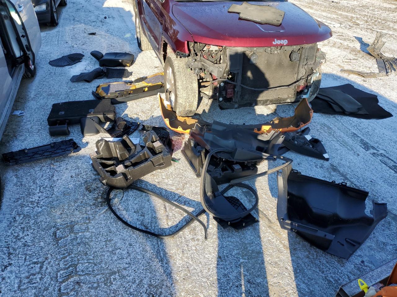 2015 Toyota Prius - Image 12