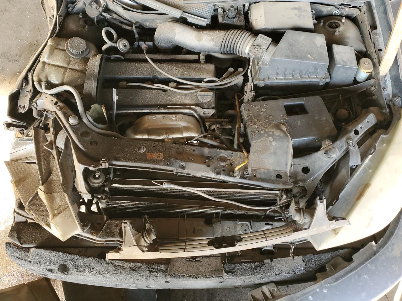 2004 Ford Focus - Image 11