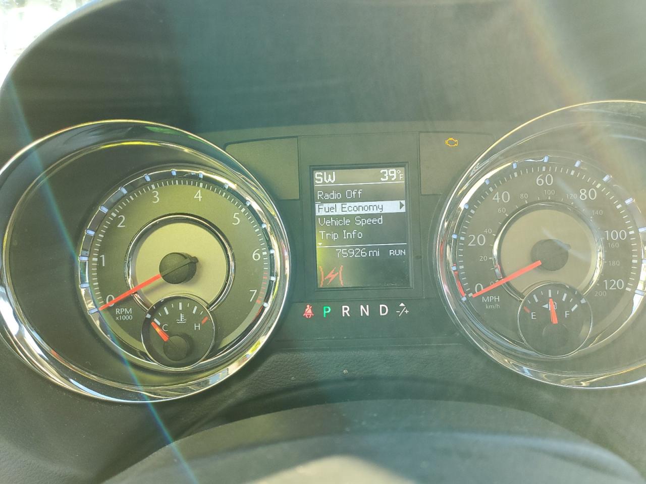 2011 Chrysler Town & Country - Image 9