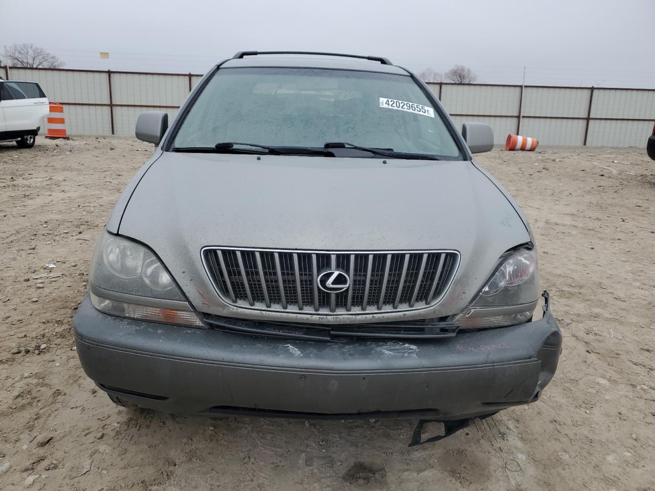 2000 Lexus RX - Image 5
