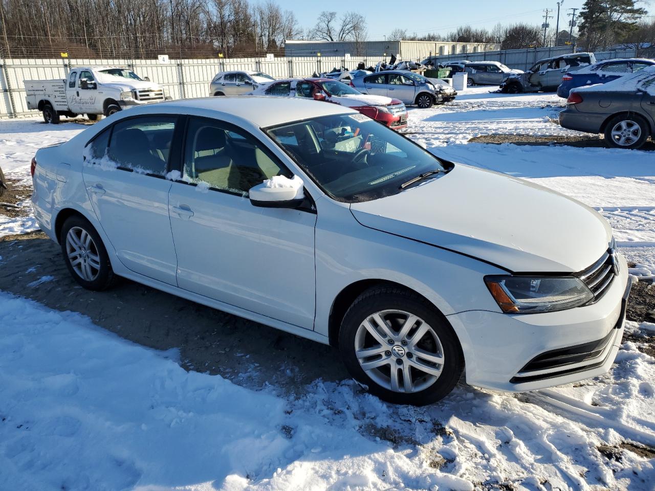 2018 Volkswagen Jetta - Image 4