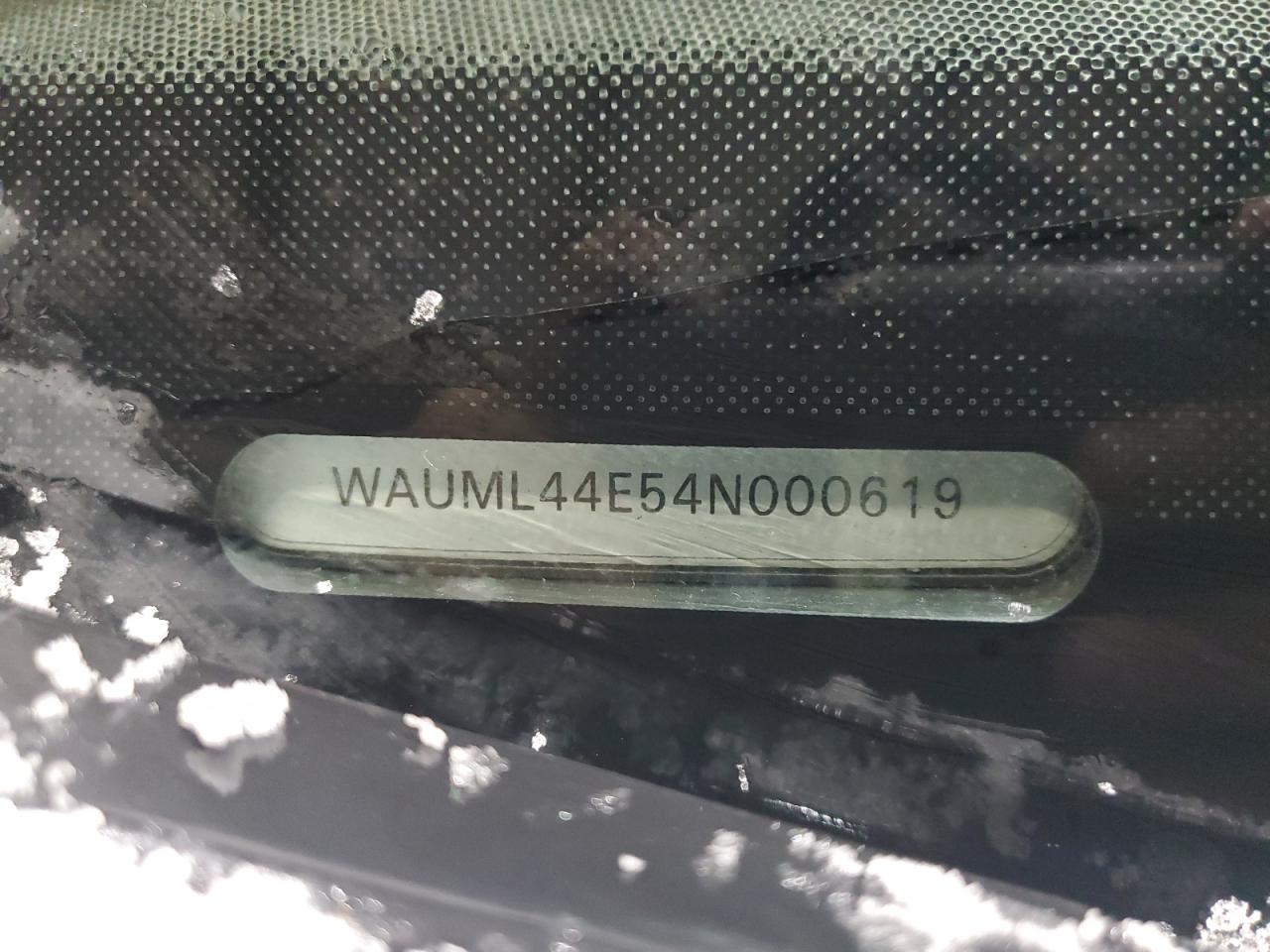 2004 Audi A8 - Image 12
