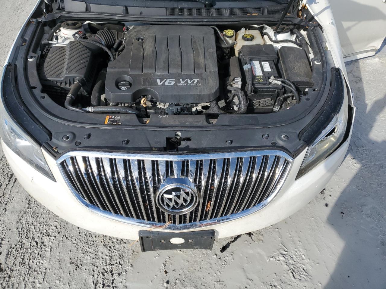 2014 Buick LaCrosse - Image 11