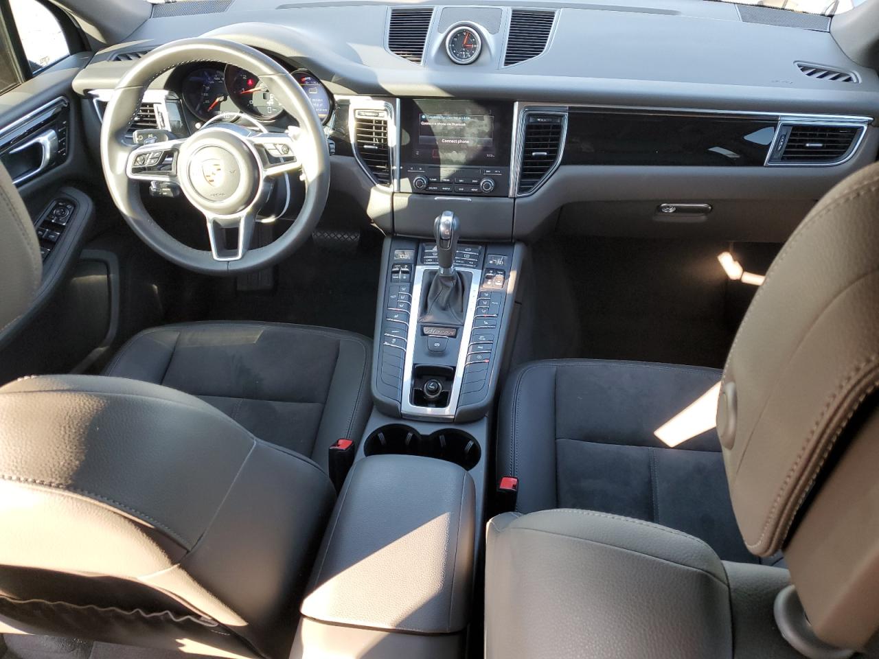 2018 Porsche Macan - Image 8