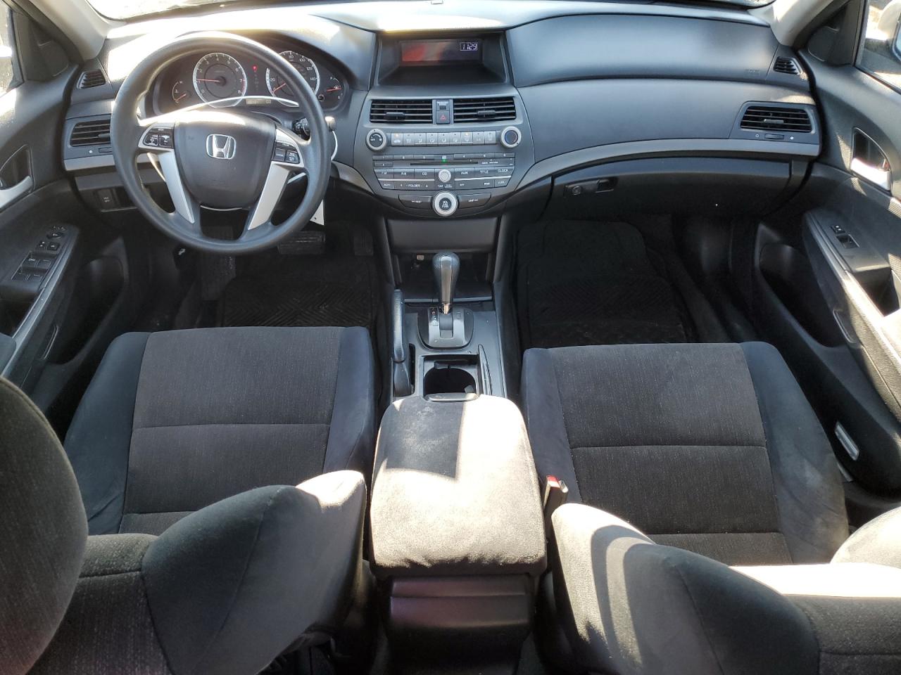 2010 Honda Accord - Image 8