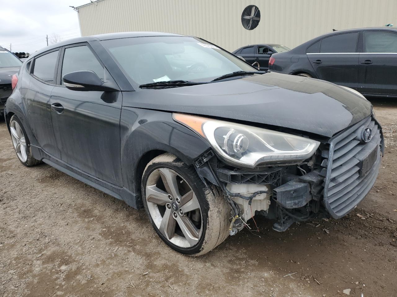 2013 Hyundai Veloster - Image 4