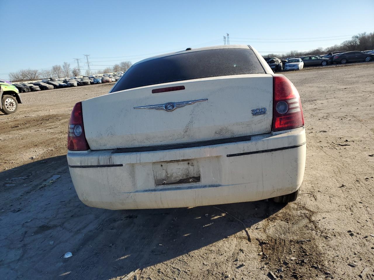 2010 Chrysler 300 - Image 6