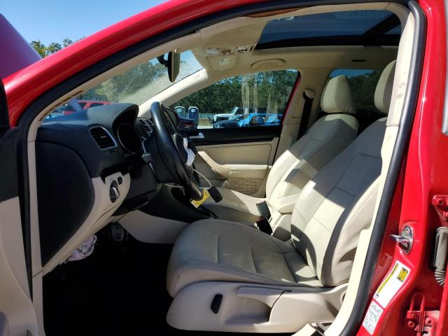  VOLKSWAGEN JETTA 2014 Красный