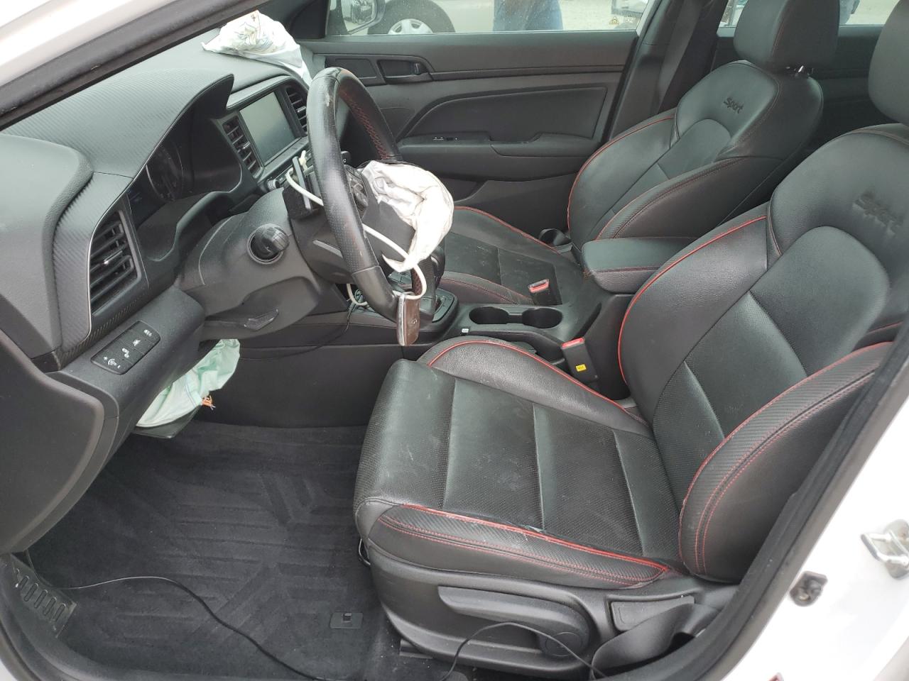 2020 Hyundai Elantra - Image 7