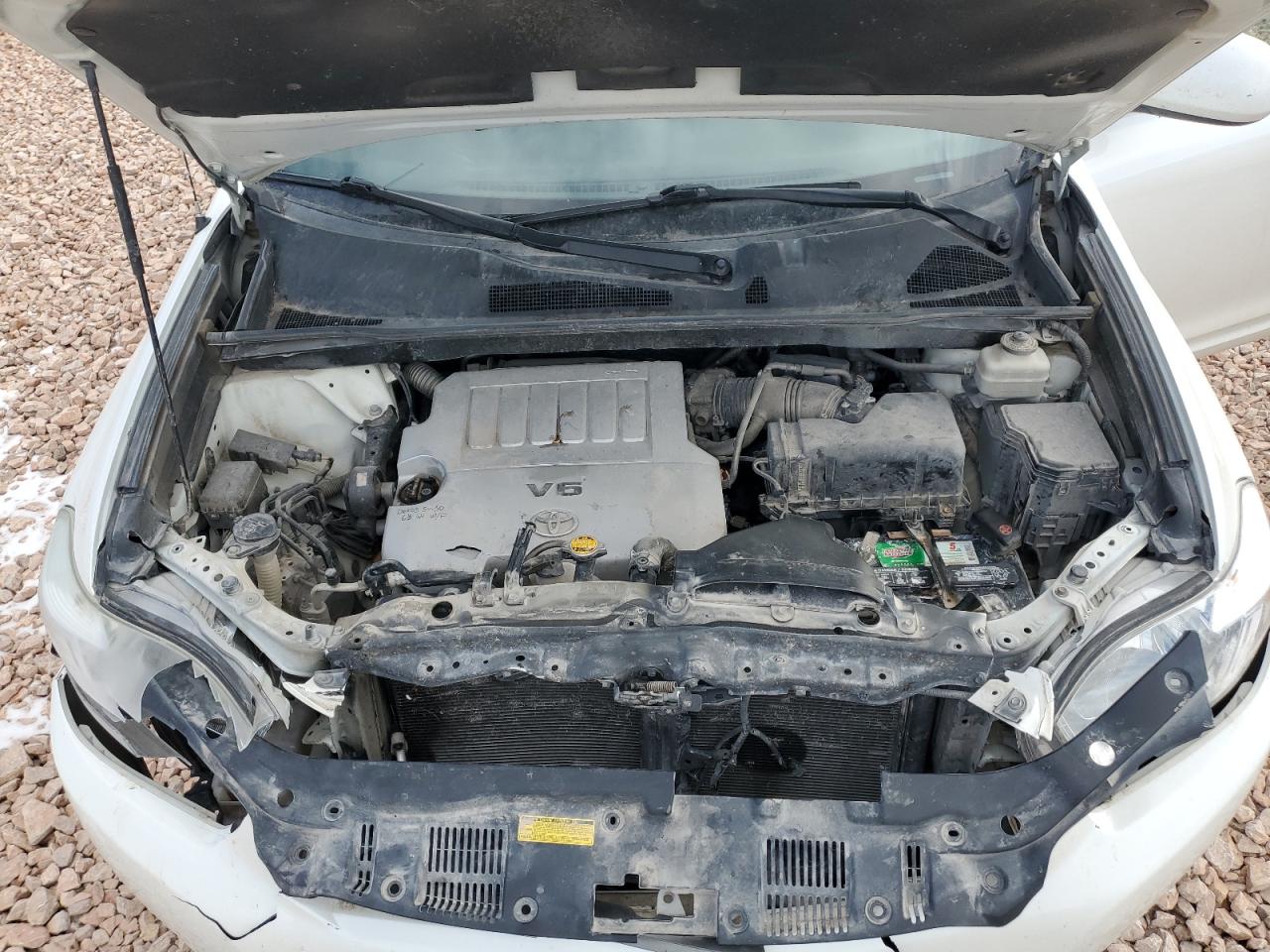 2010 Toyota Highlander - Image 12