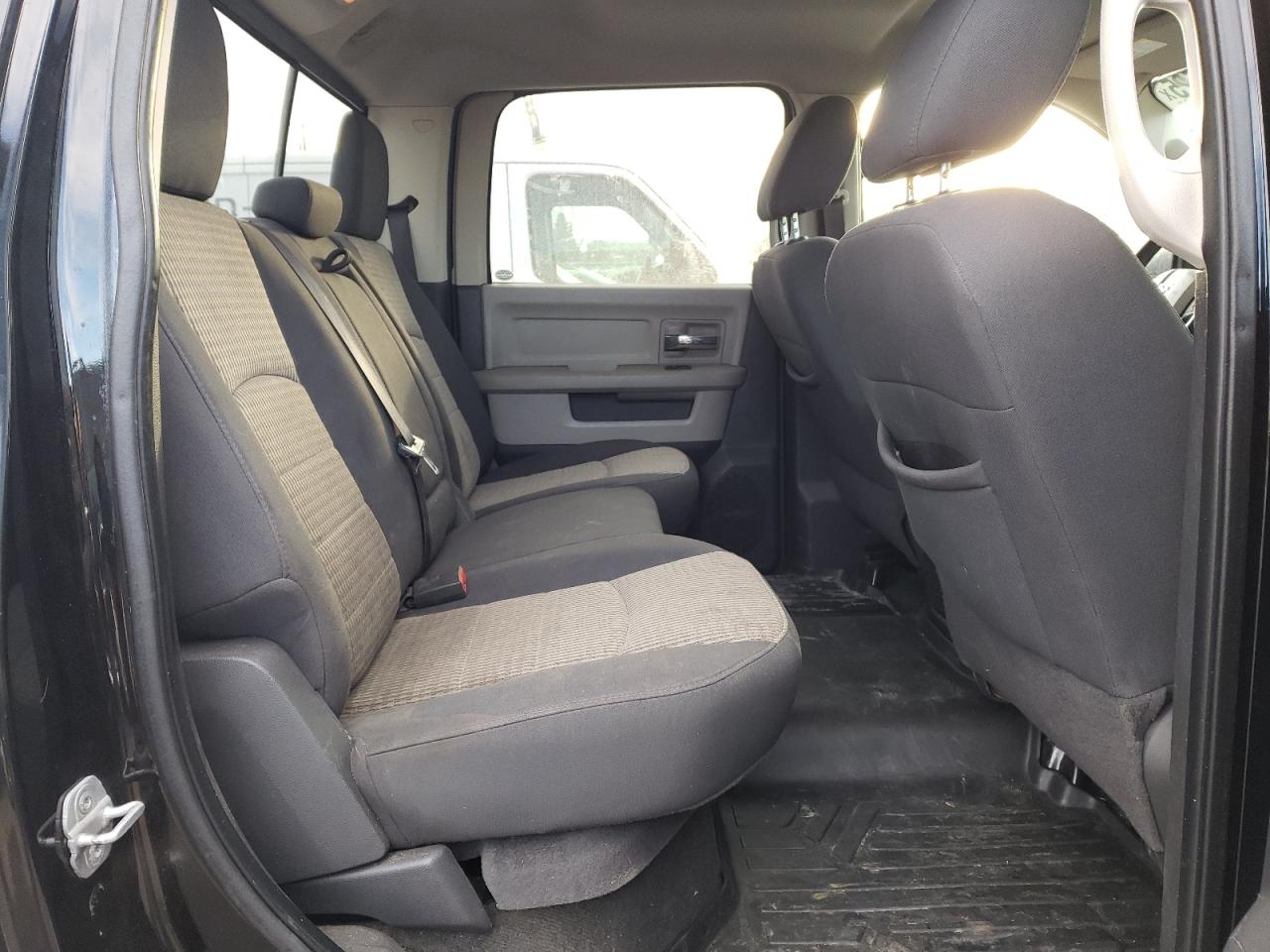 2012 Dodge RAM - Image 10