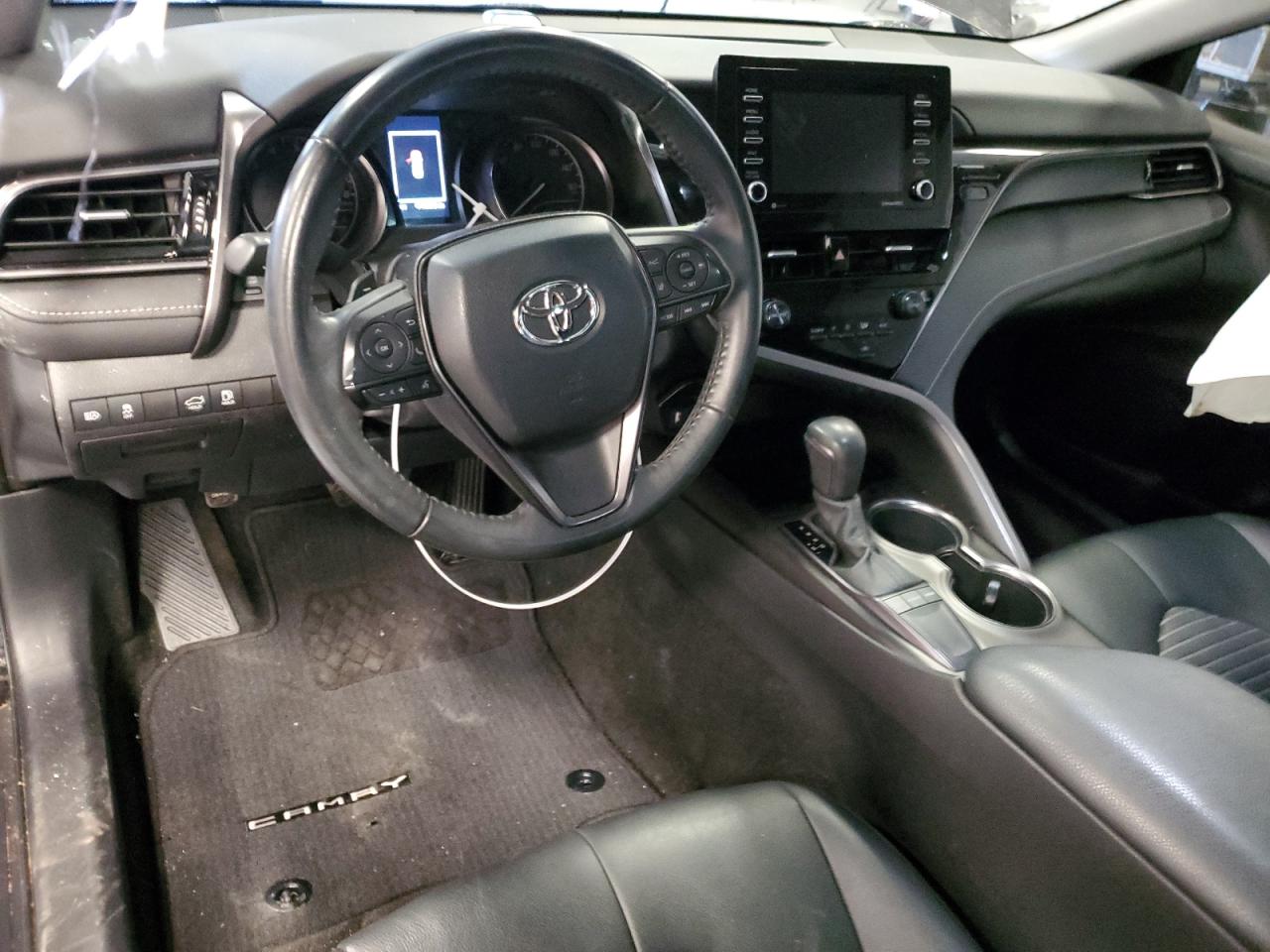 2022 Toyota Camry - Image 8