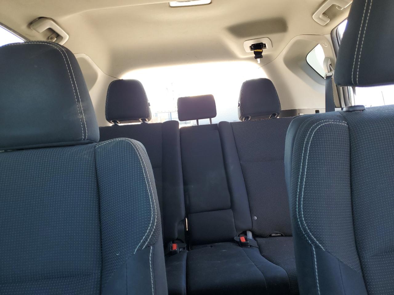2016 Toyota RAV 4 - Image 10