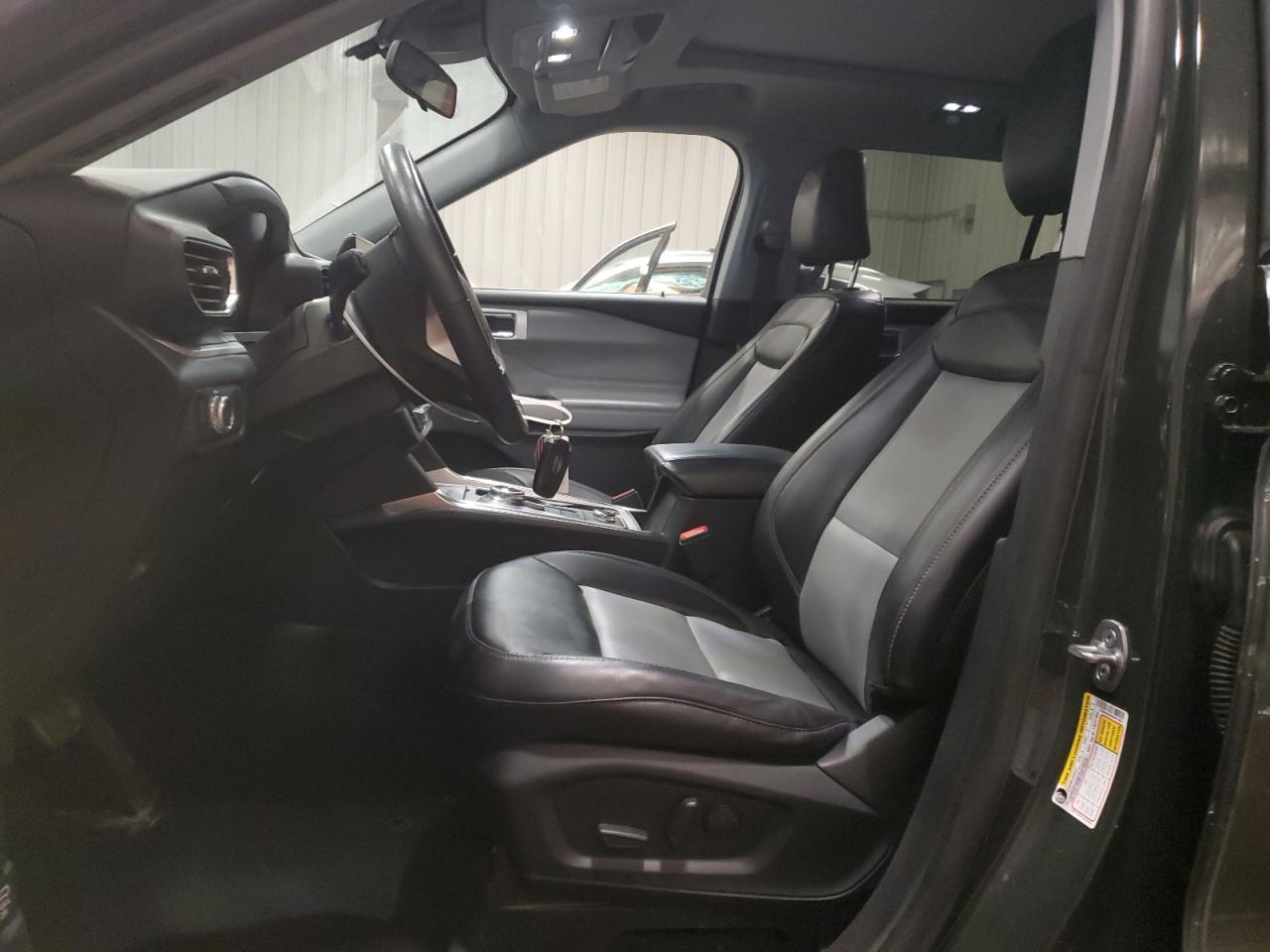 2022 Ford Explorer - Image 7