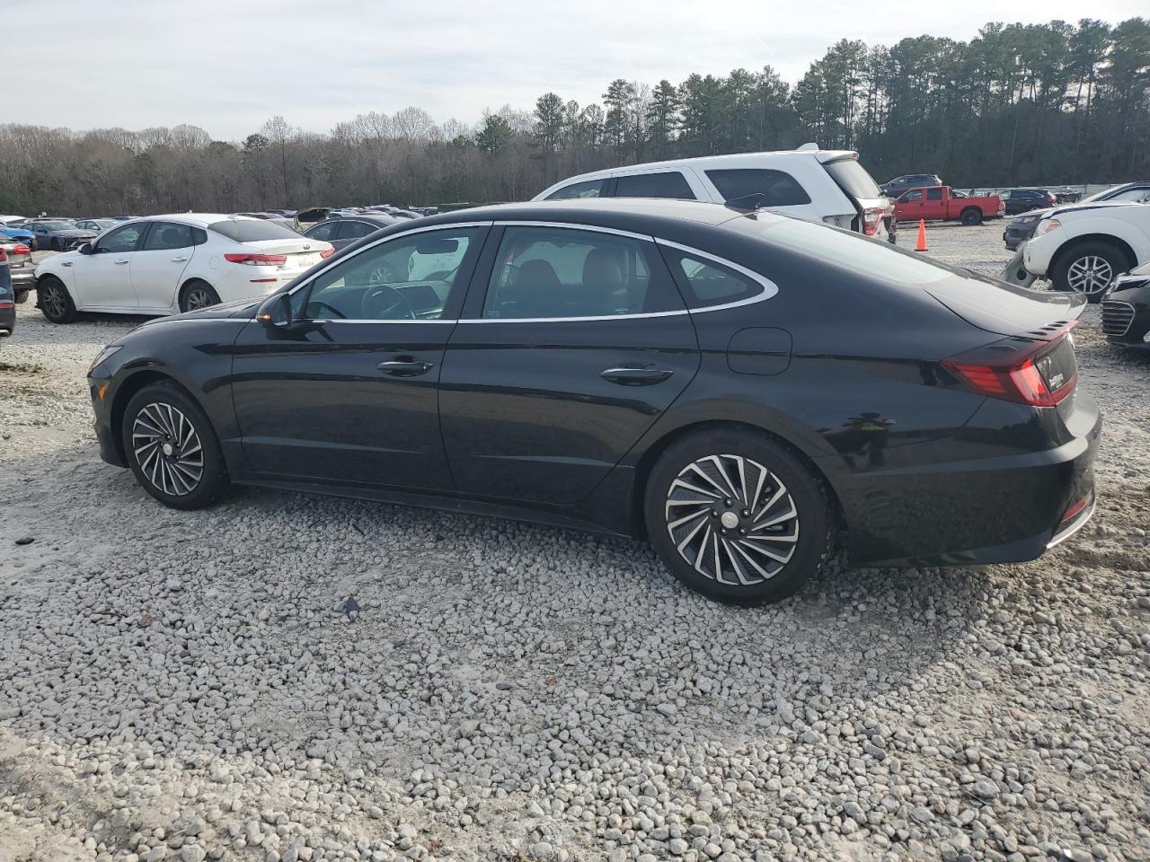 2022 Hyundai Sonata - Image 2