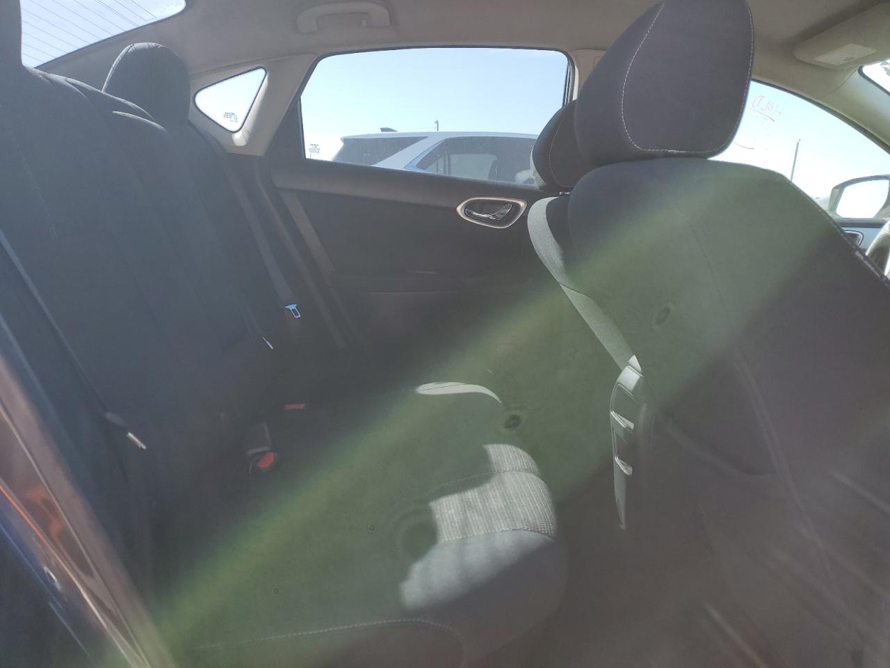 2014 Nissan Sentra - Image 10