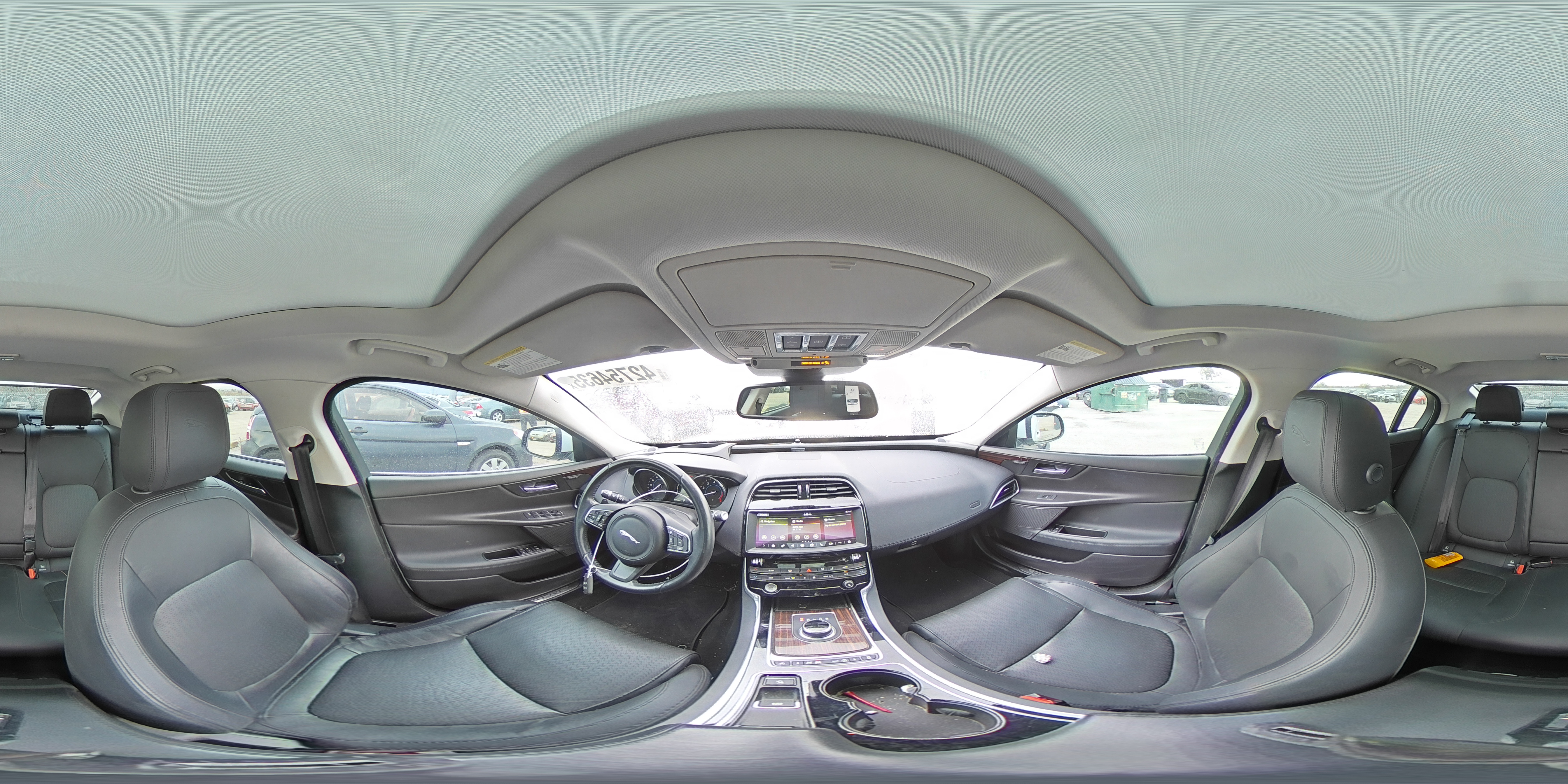 2017 Jaguar XE - Image 13