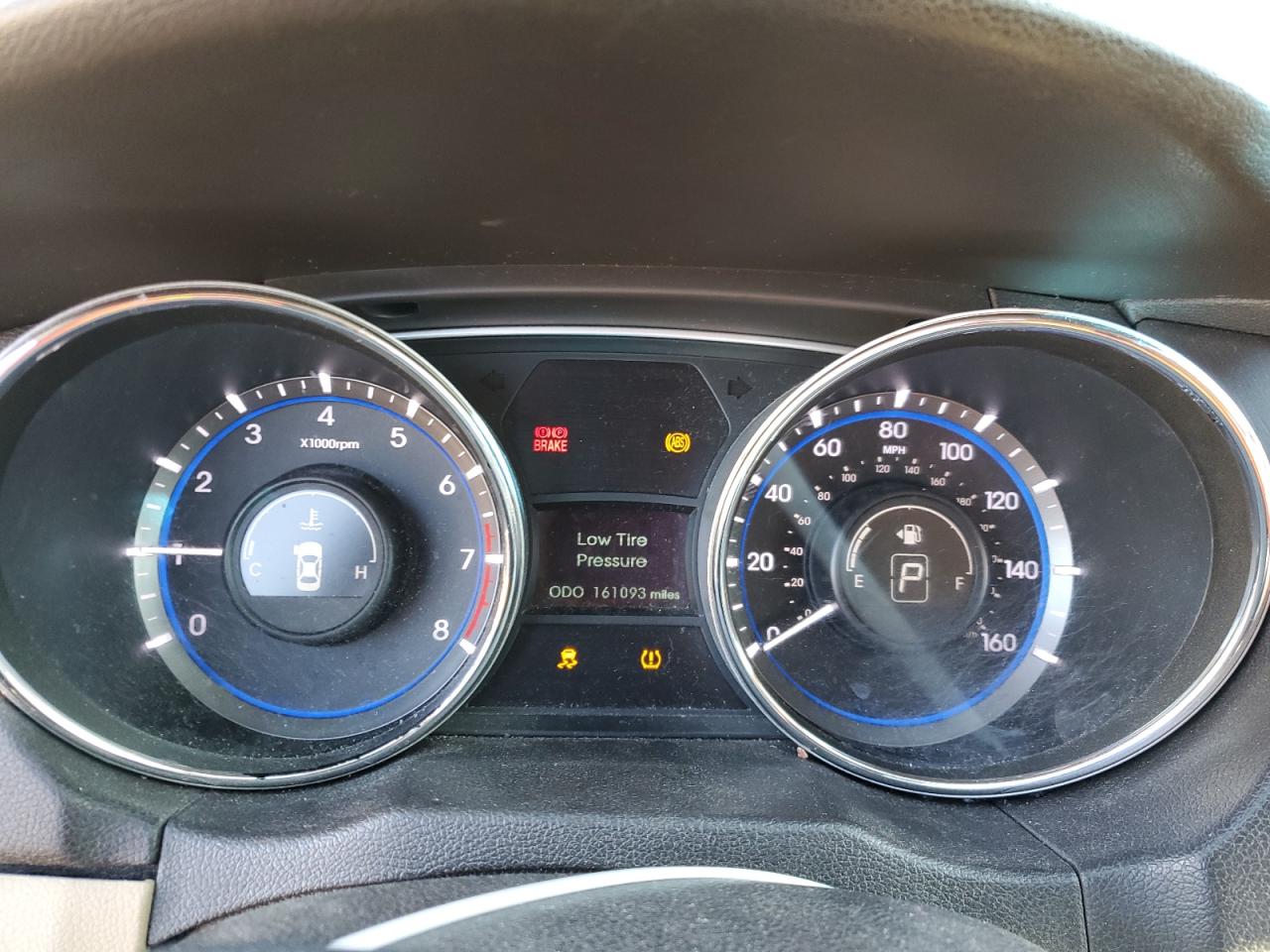 2014 Hyundai Sonata - Image 9