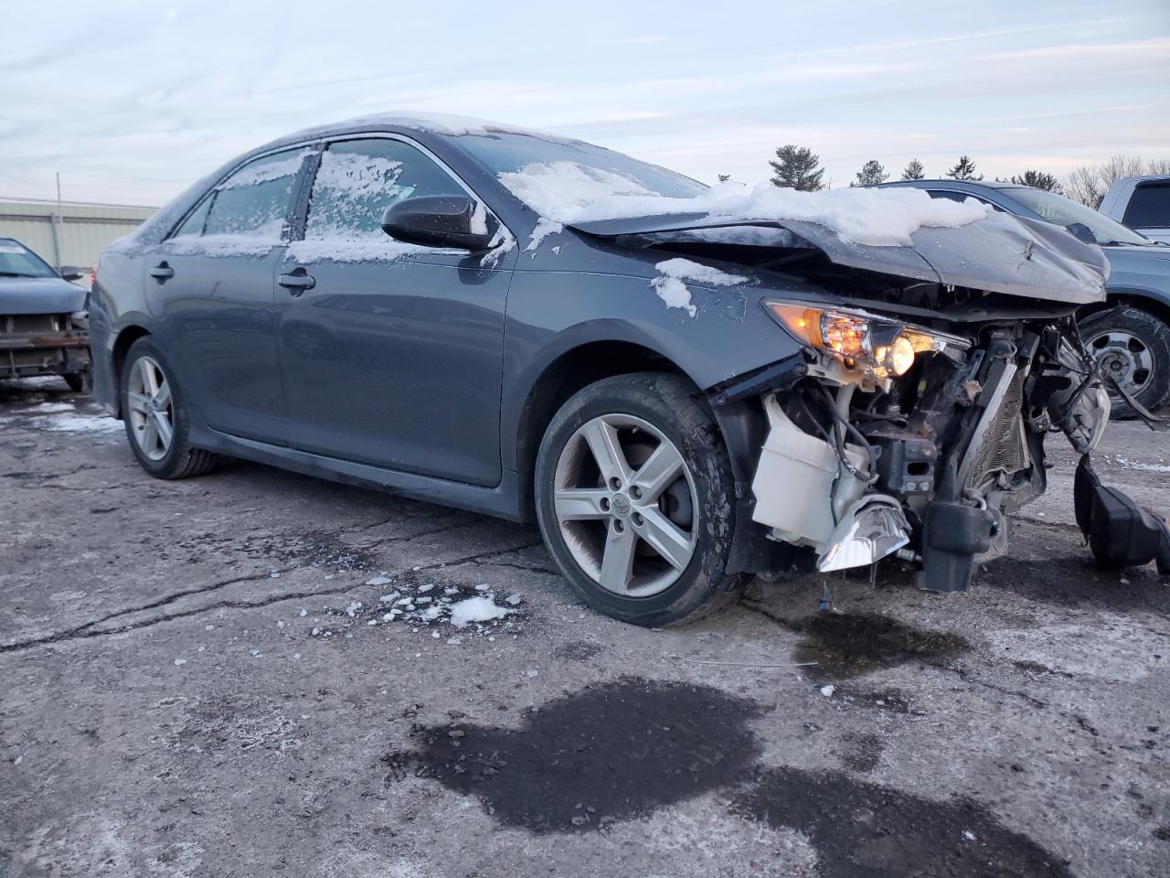 2013 Toyota Camry - Image 4
