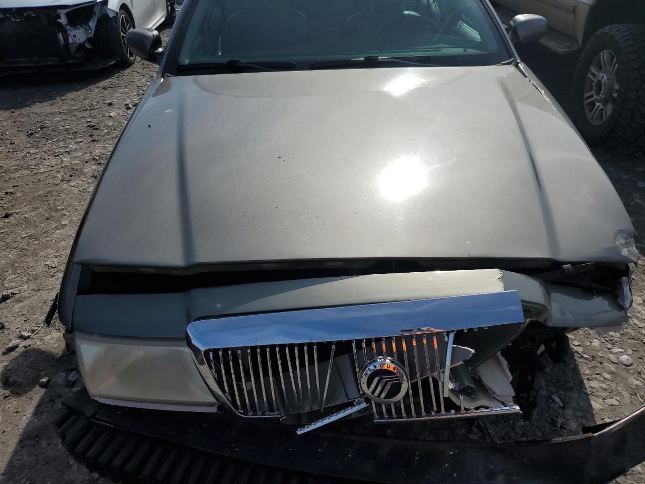 2003 Mercury Grand Marquis - Image 11
