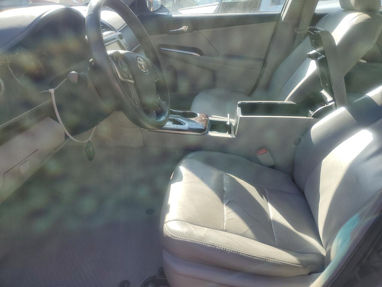 2012 Toyota Camry - Image 7