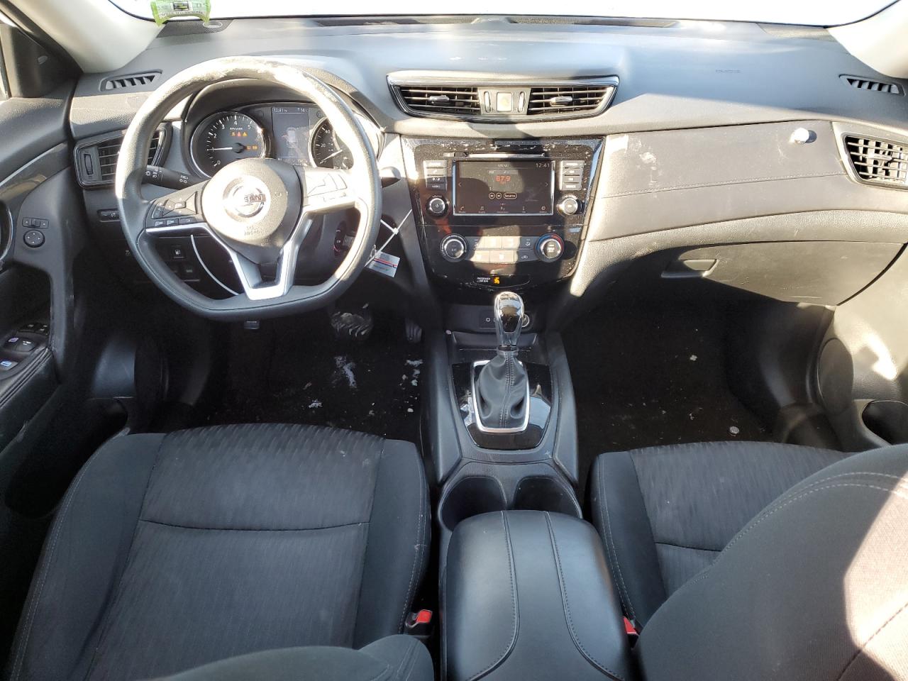 2018 Nissan Rogue - Image 8