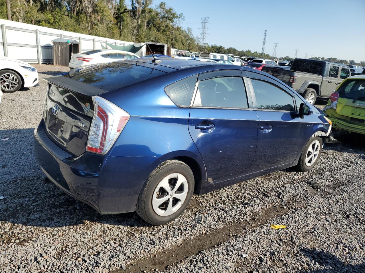 VIN JTDKN3DUXE1827448 2014 TOYOTA PRIUS no.3