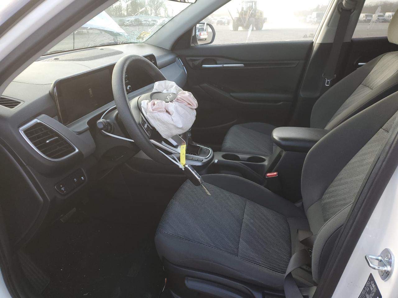 2024 Kia Seltos Lx VIN: KNDEPCAA9R7605830 Lot: 87359684