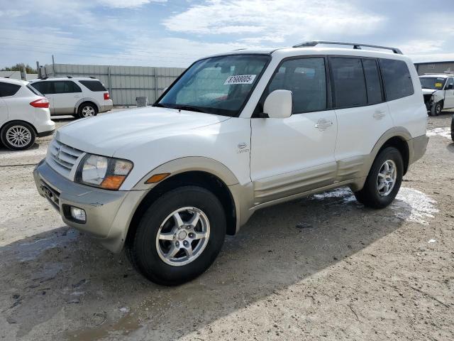 2002 Mitsubishi Montero Limited