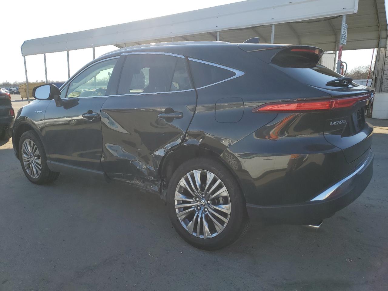 2021 Toyota Venza - Image 2