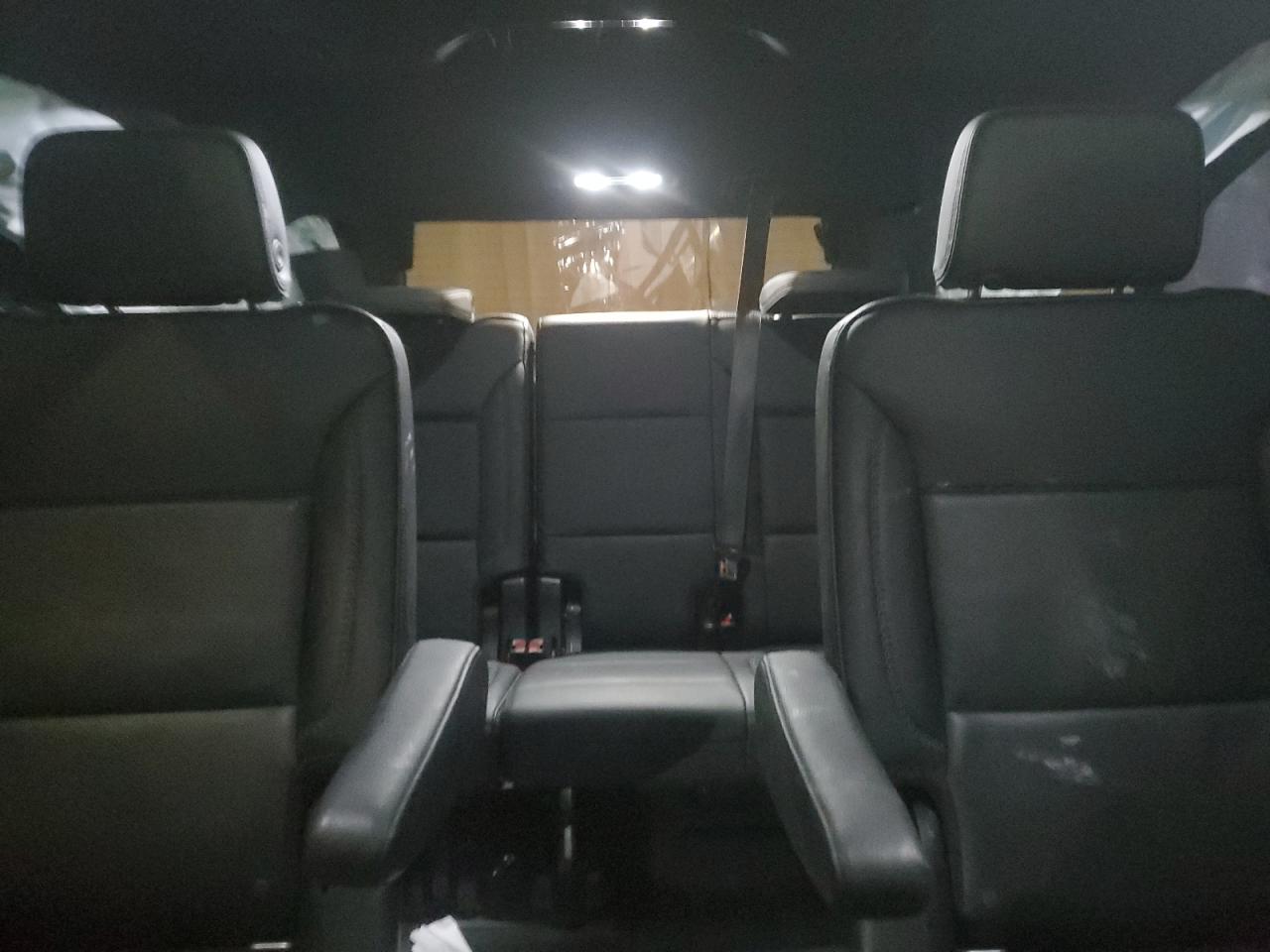 2021 GMC Yukon - Image 10