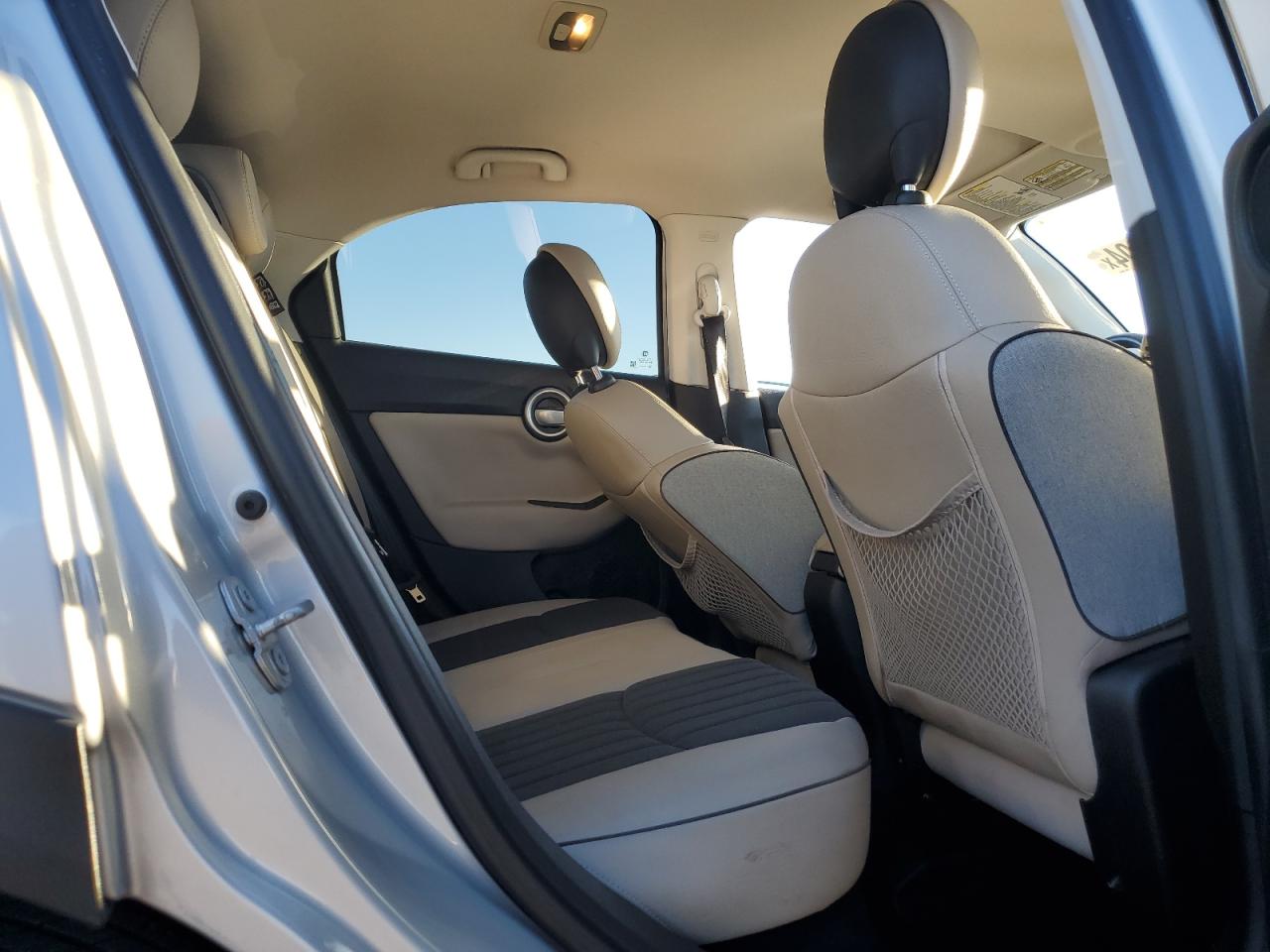 2016 Fiat 500 - Image 10