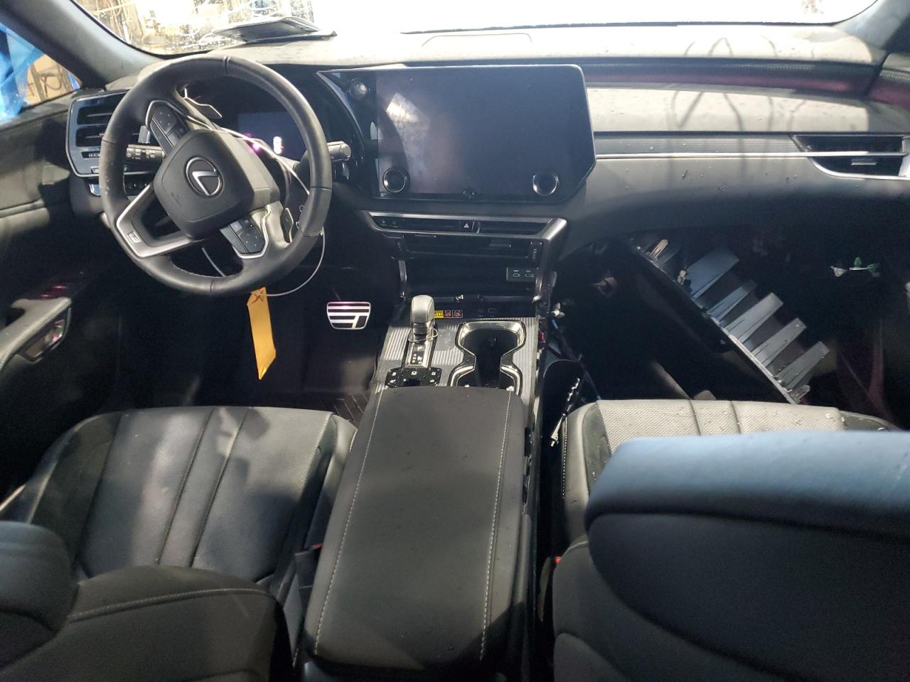 2023 Lexus RX - Image 8