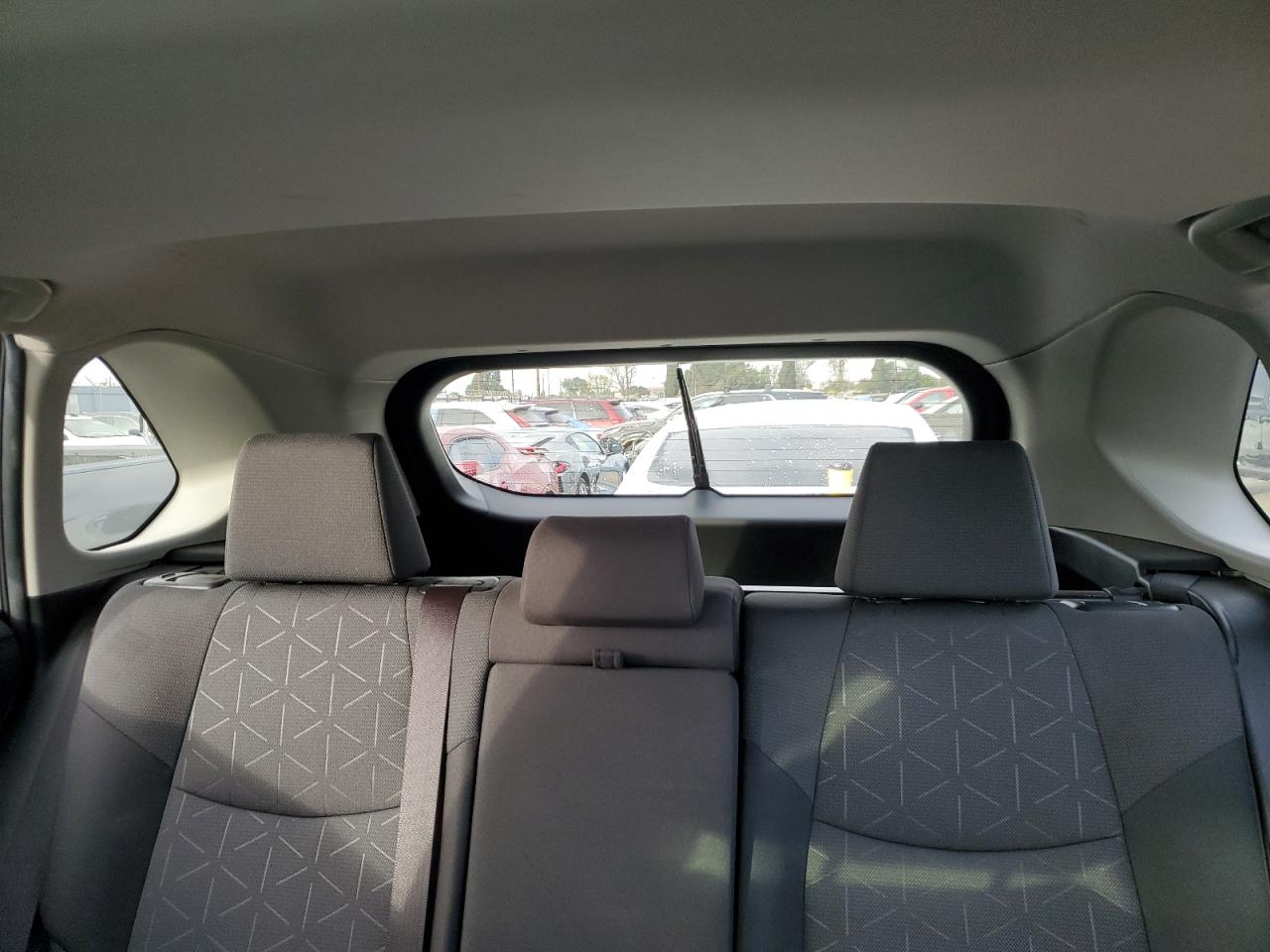 2019 Toyota RAV 4 - Image 10