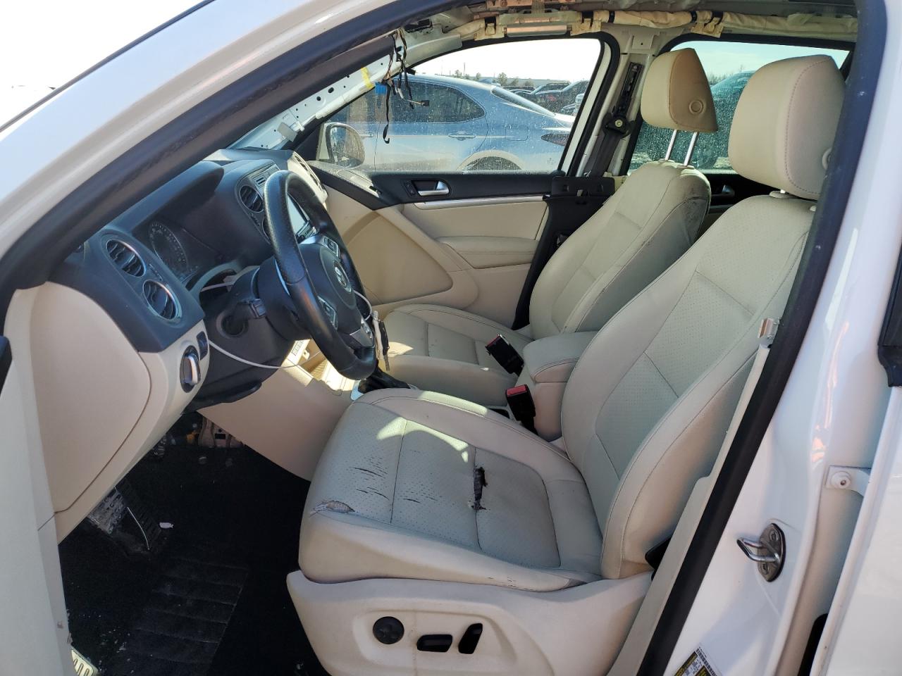 2016 Volkswagen Tiguan - Image 7