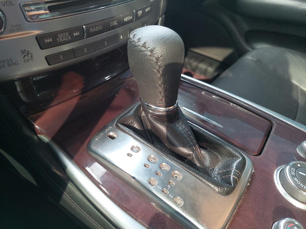 JNKBY1AP9JM370018 - 2018 INFINITI Q70 - #88608025