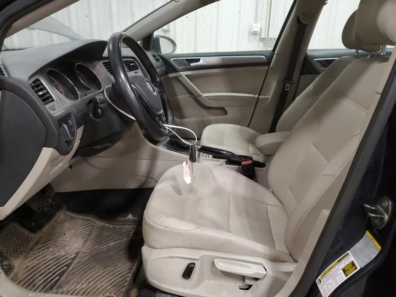 2015 Volkswagen Golf - Image 7