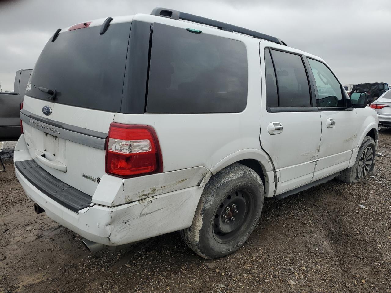 2017 Ford Expedition - Image 3