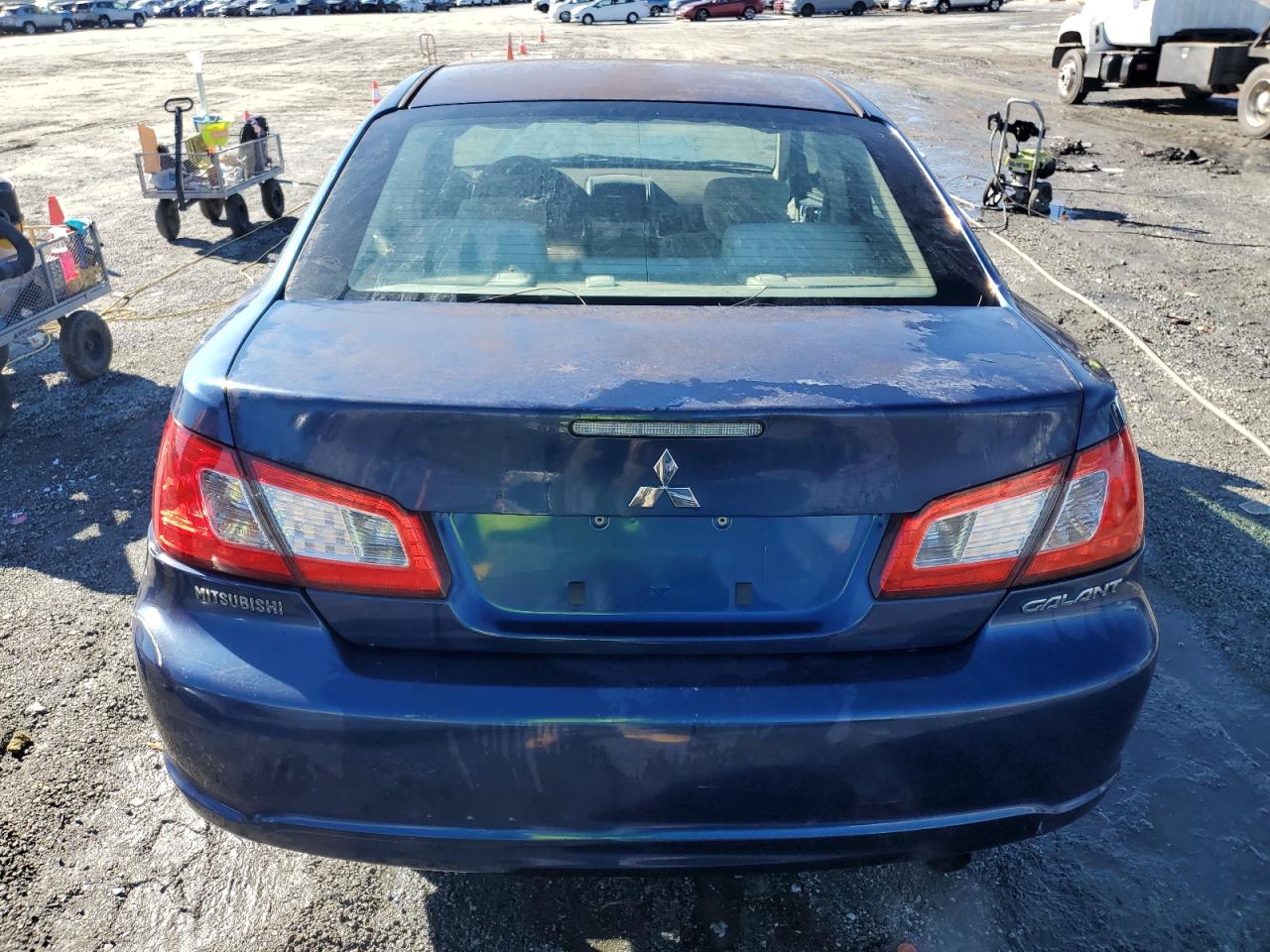 2009 Mitsubishi Galant - Image 6