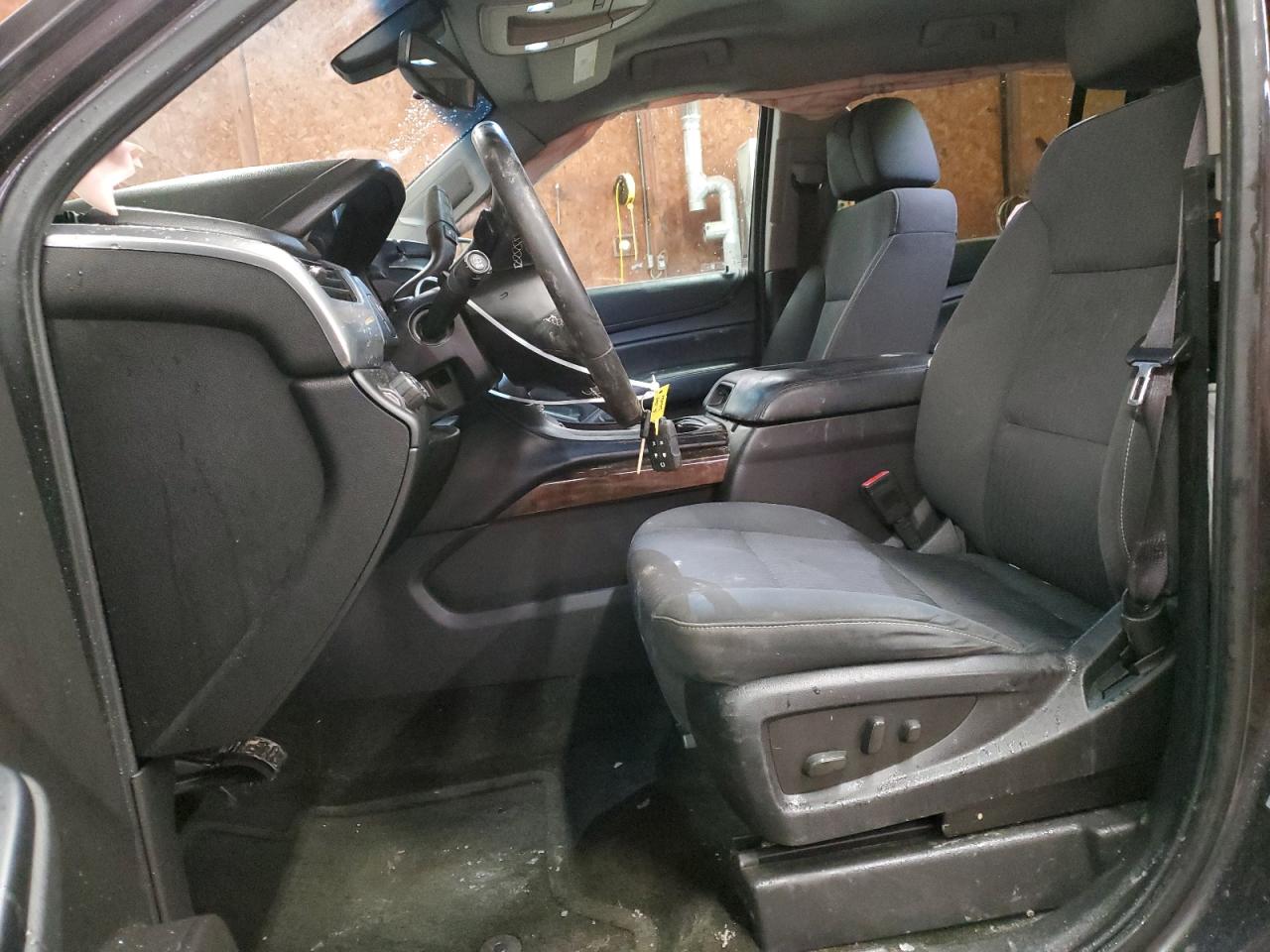 2016 Chevrolet Suburban - Image 7