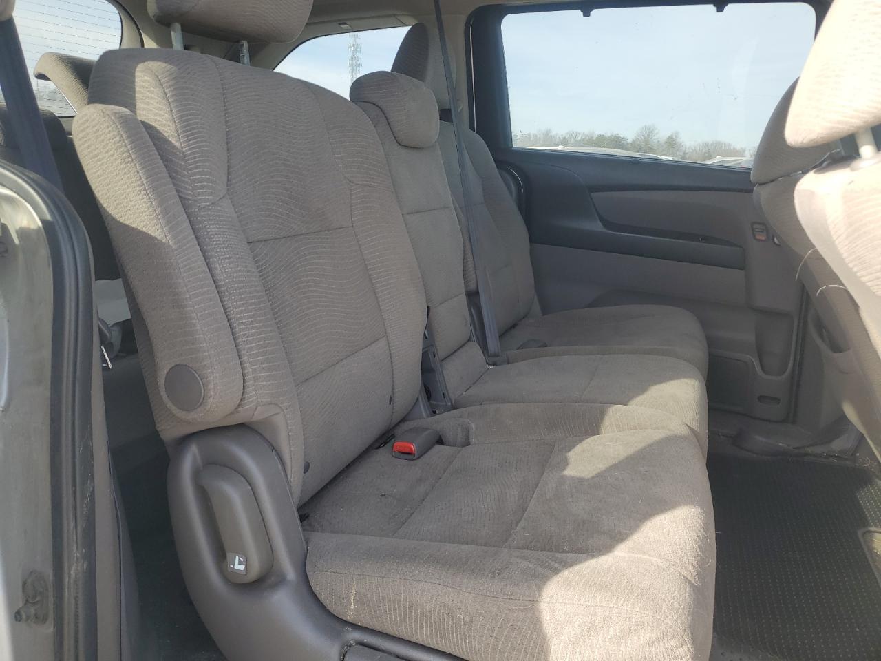 2012 Honda Odyssey - Image 11
