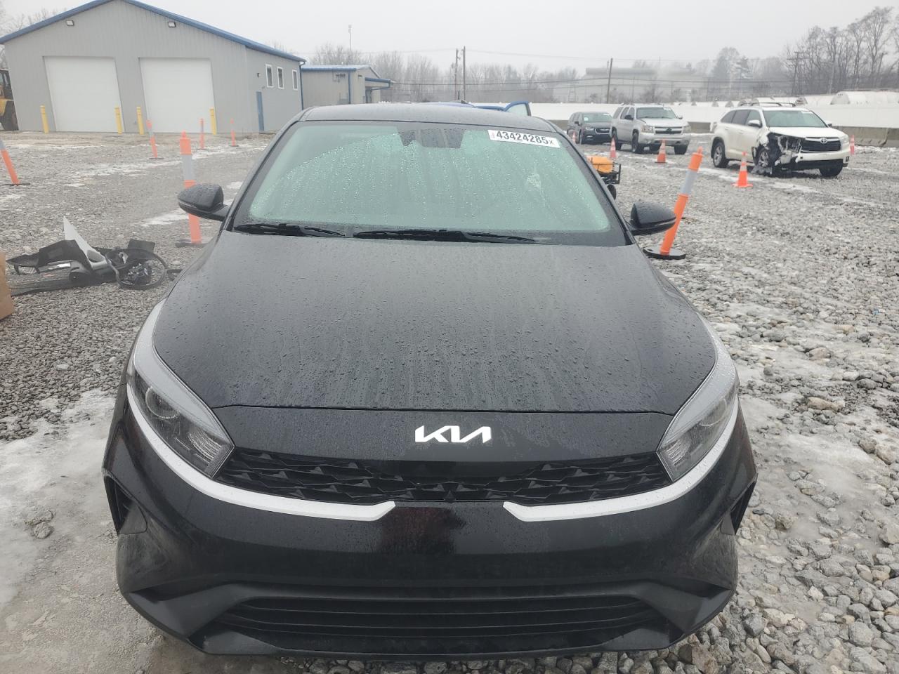 2023 Kia Forte - Image 5