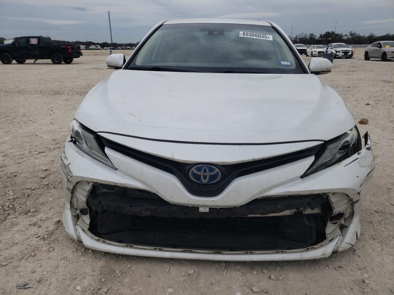 2019 Toyota Camry - Image 5