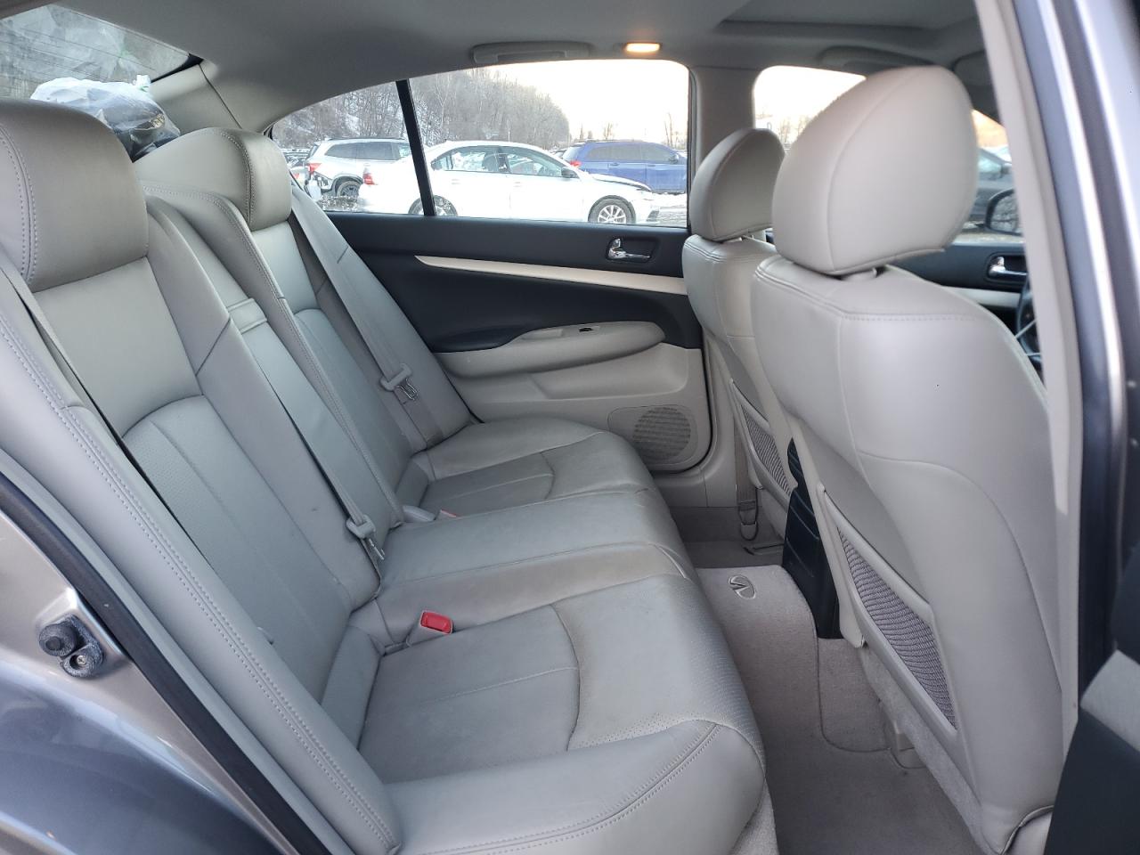 2008 Infiniti G - Image 10