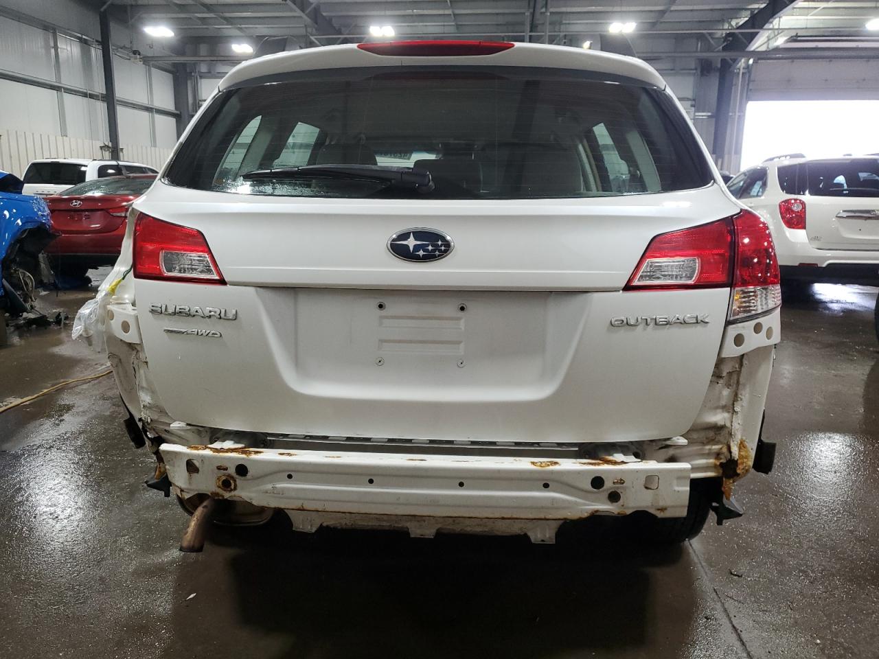 2013 Subaru Outback - Image 6