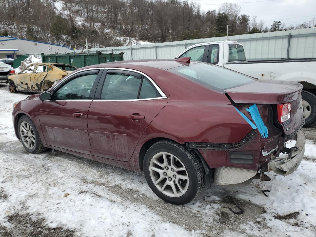 2016 Chevrolet Malibu - Image 2