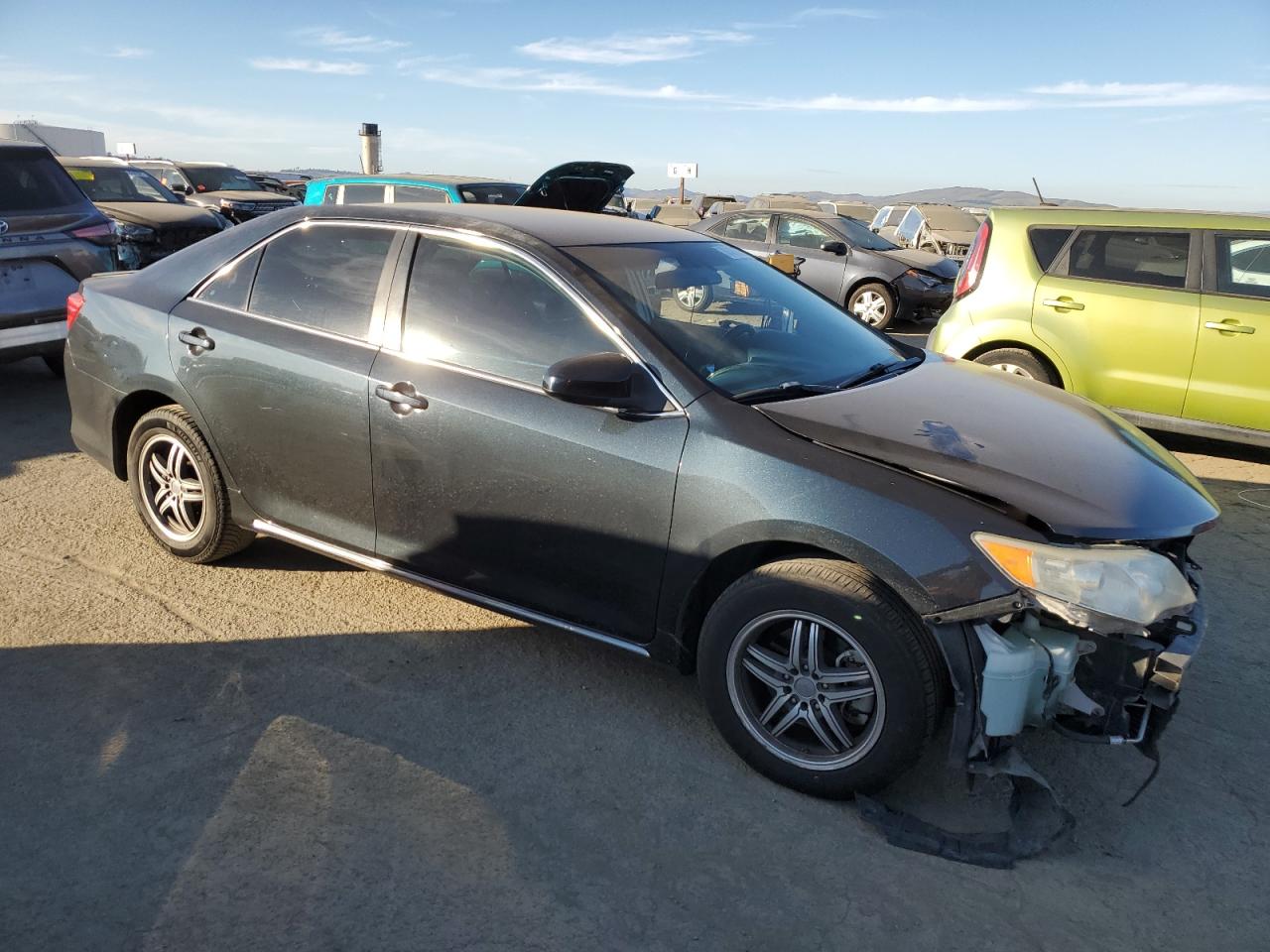2013 Toyota Camry - Image 4